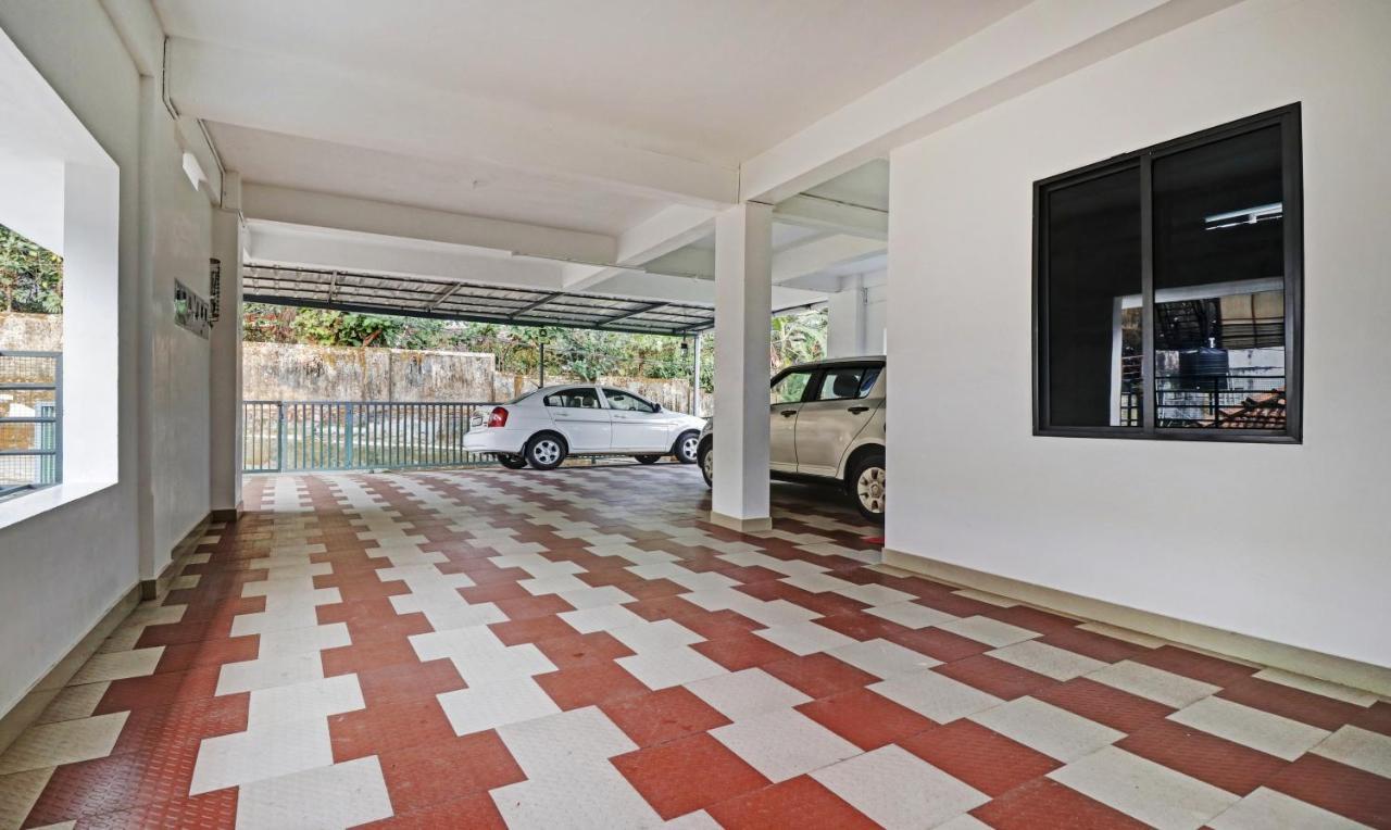 Nirupama,Hotel Aluva 700 Mtr From Aluva Railway Station Alwaye المظهر الخارجي الصورة
